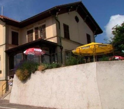 La façade de l'Auberge de l'Union, au village de Massonnens